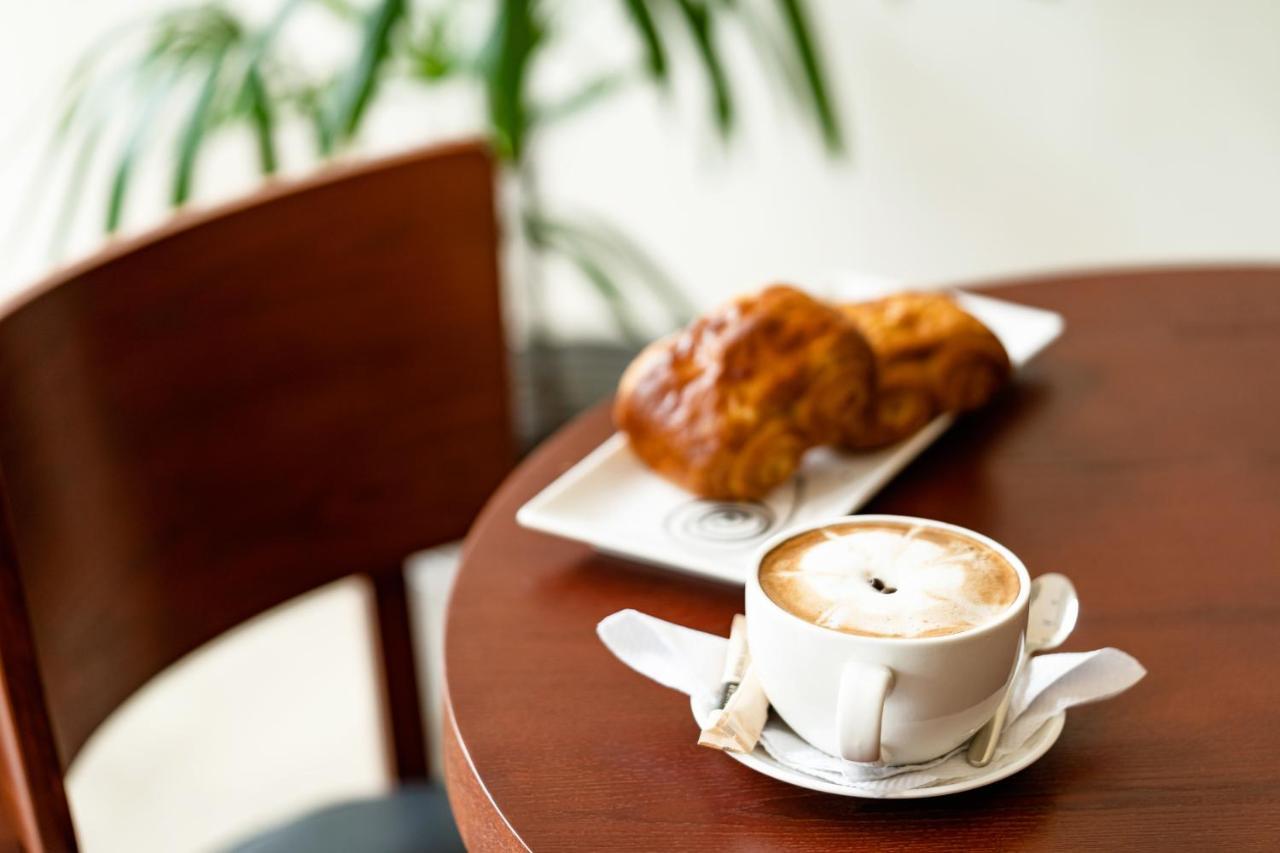 Kibo Palace Hotel Moshi Ngoại thất bức ảnh